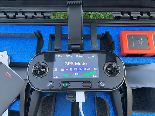 Autel_EVO_II_Color_OLED_remote_display